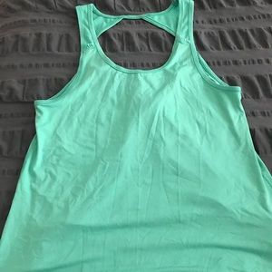 AE Workout tank